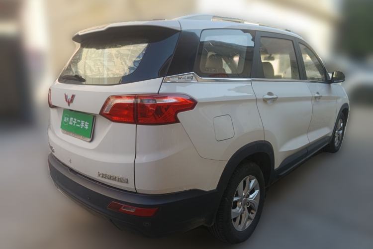 Used Wuling Hongguang S3 2018 1.5L Manual Luxury Model China V Standard Rear Right 45 Deg