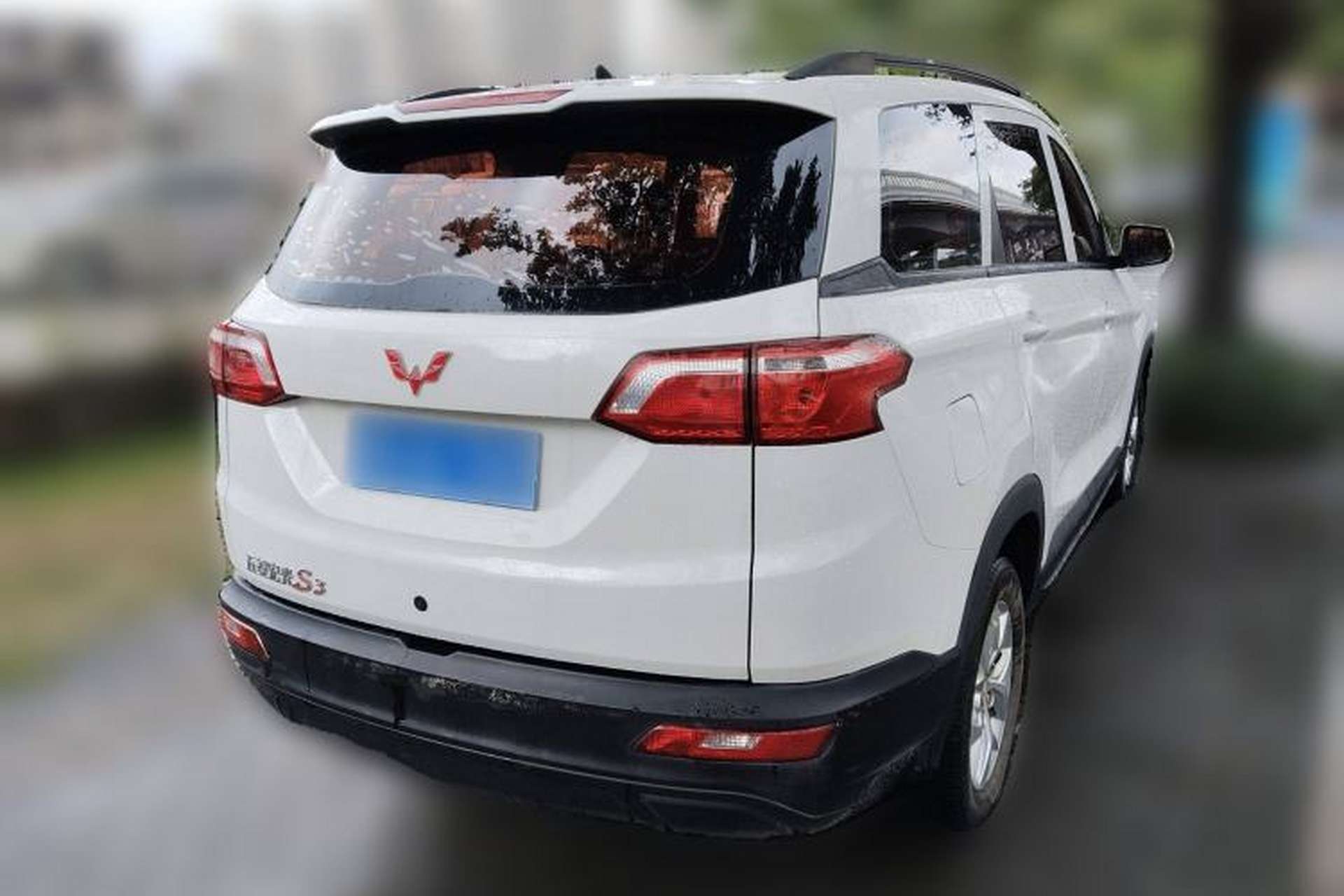 Used Wuling Hongguang S3 2018 1.5L Manual Standard Version China V Standard Rear Right 45 Deg