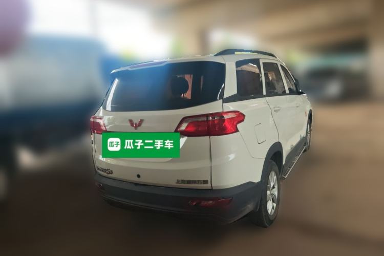 Used Wuling Hongguang S3 2018 1.5L Manual Standard Version China V Standard Rear Right 45 Deg