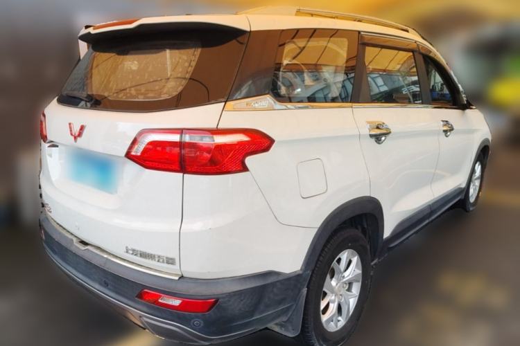 Used Wuling Hongguang S3 2018 1.5L Manual Luxury Model China V Standard Rear Right 45 Deg