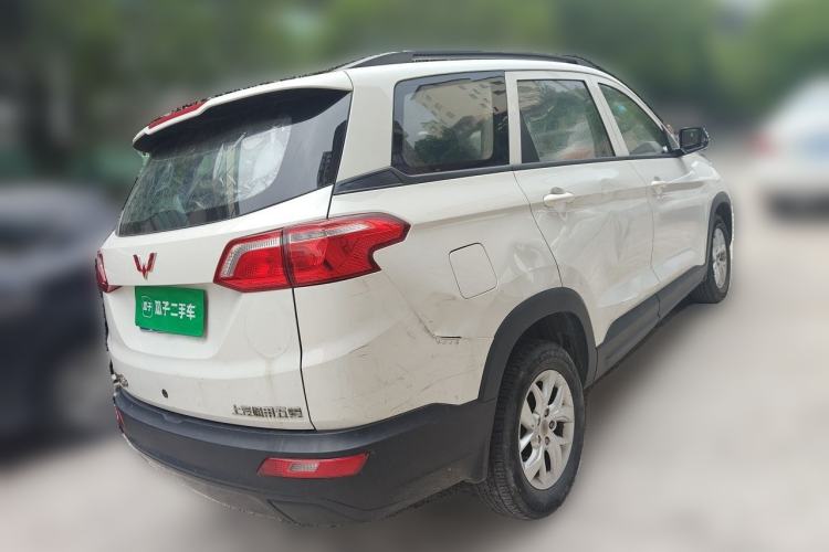 Used Wuling Hongguang S3 2018 1.5L Manual Standard Version China V Standard Rear Right 45 Deg