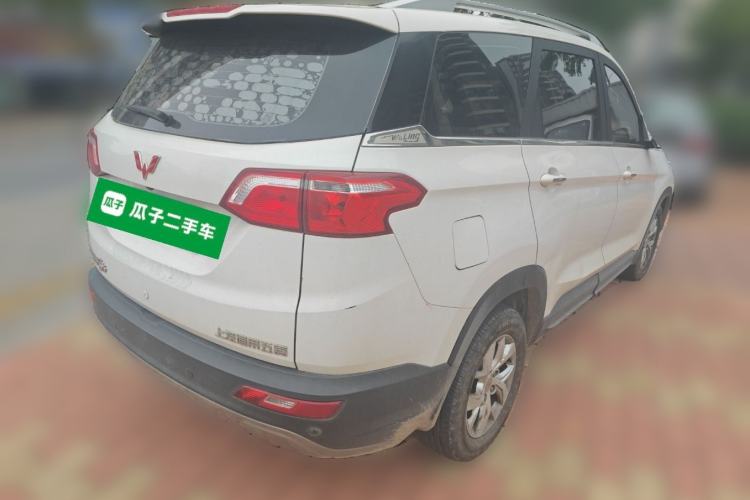 Used Wuling Hongguang S3 2018 1.5L Manual Luxury Model China V Standard Rear Right 45 Deg