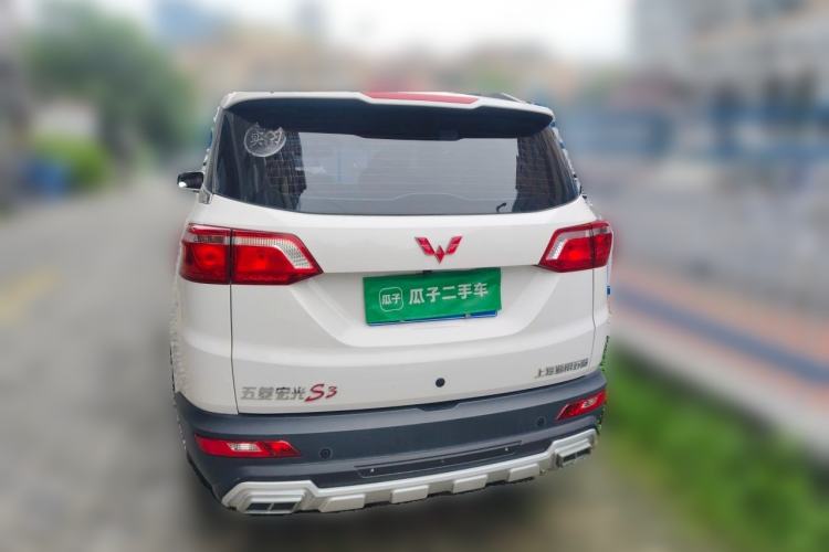 Used Wuling Hongguang S3 2018 1.5T Manual Comfort Model China V Standard Rear