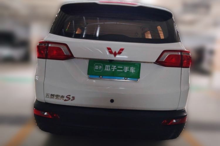 Used Wuling Hongguang S3 2018 1.5L Manual Comfort Model China V Standard Rear