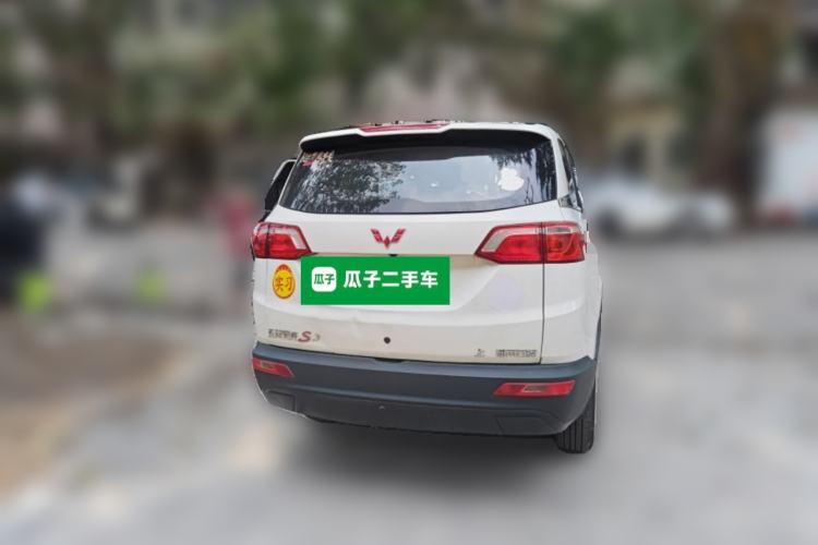 Used Wuling Hongguang S3 2018 1.5L Manual Standard Version China V Standard Rear