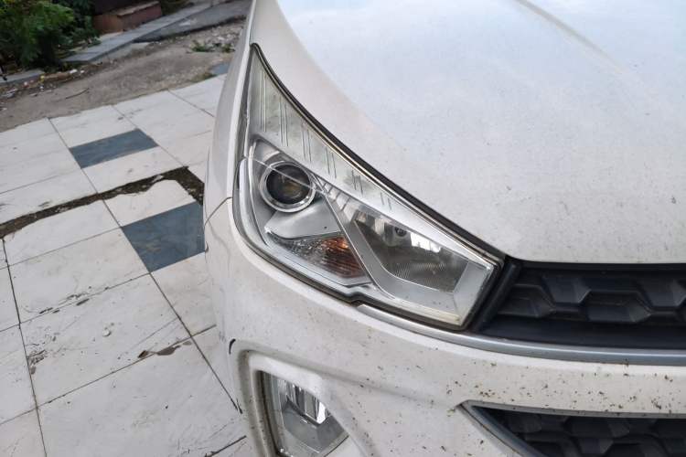 Used Wuling Hongguang S3 2018 1.5T Manual Comfort Model China V Standard Right Front Headlight
