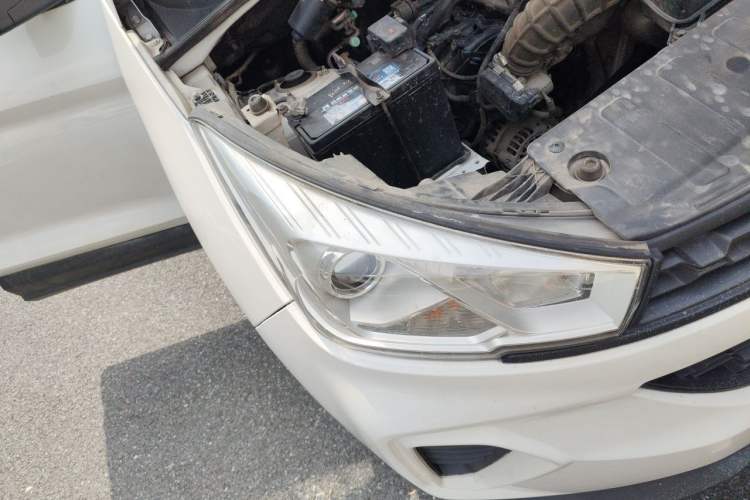 Used Wuling Hongguang S3 2018 1.5L Manual Standard Version China V Standard Right Front Headlight