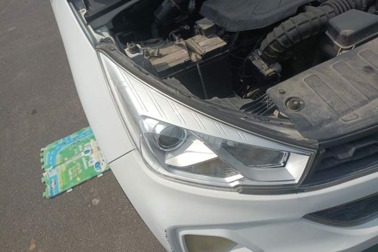 Used Wuling Hongguang S3 2018 1.5L Manual Luxury Model China V Standard Right Front Headlight