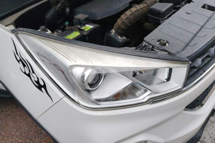 Used Wuling Hongguang S3 2018 1.5L Manual Luxury Model China V Standard Right Front Headlight