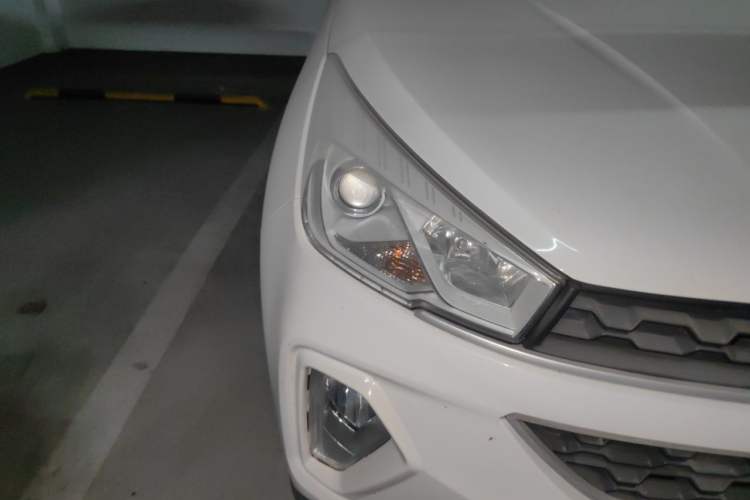 Used Wuling Hongguang S3 2018 1.5L Manual Comfort Model China V Standard Right Front Headlight