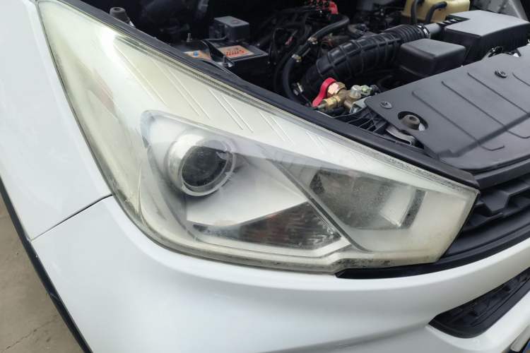 Used Wuling Hongguang S3 2018 1.5L Manual Standard Version China V Standard Right Front Headlight