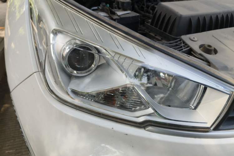 Used Wuling Hongguang S3 2018 1.5T Manual Comfort Model China V Standard Right Front Headlight