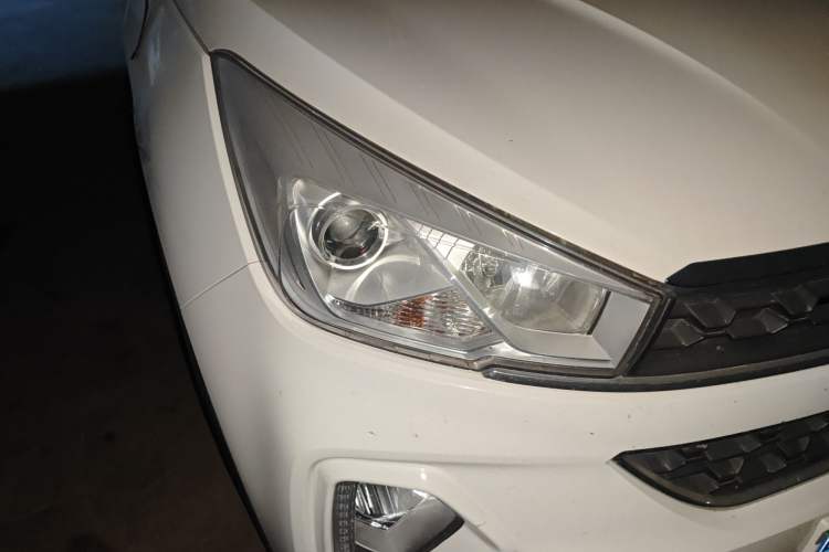 Used Wuling Hongguang S3 2018 1.5L Manual Luxury Model China V Standard Right Front Headlight