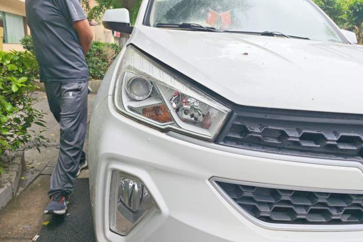 Used Wuling Hongguang S3 2018 1.5L Manual Comfort Model China V Standard Right Front Headlight