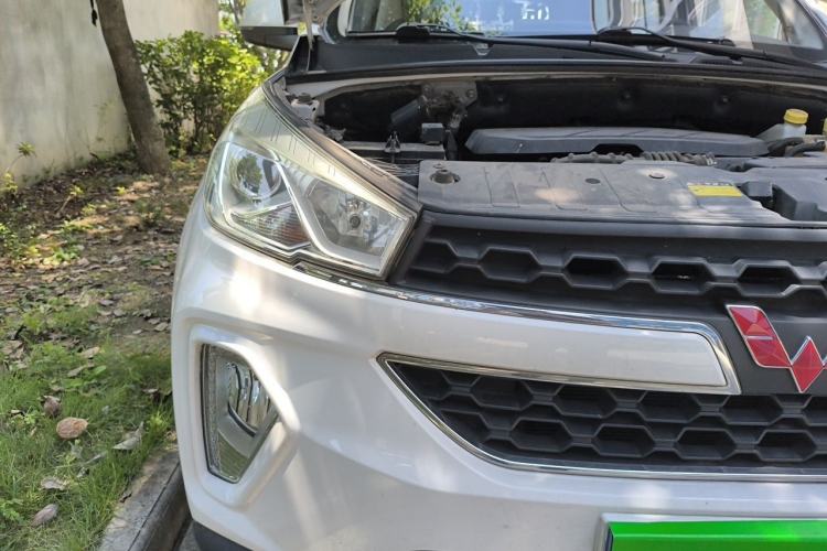 Used Wuling Hongguang S3 2018 1.5L Manual Luxury Model China V Standard Right Front Headlight