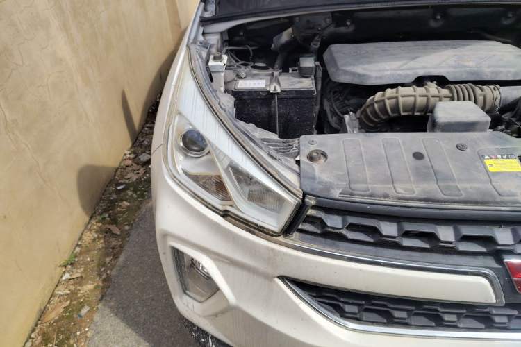 Used Wuling Hongguang S3 2018 1.5L Manual Luxury Model China V Standard Right Front Headlight