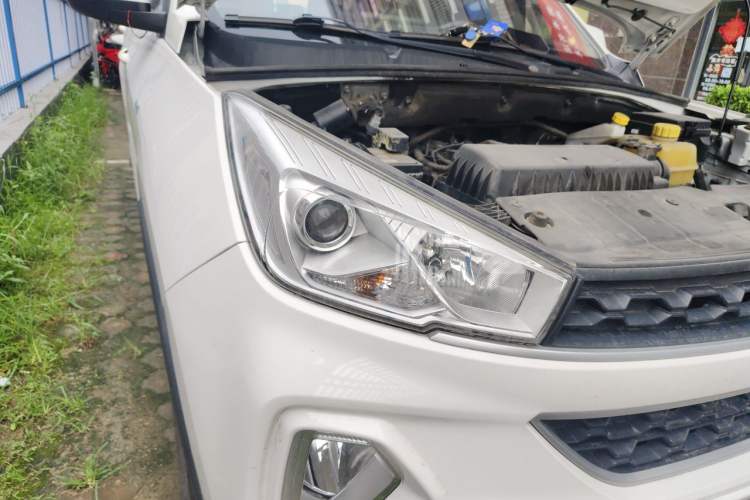 Used Wuling Hongguang S3 2018 1.5T Manual Comfort Model China V Standard Right Front Headlight