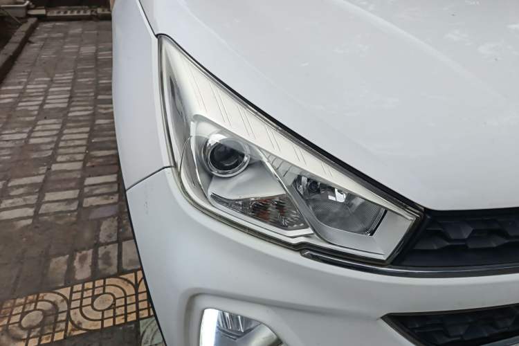 Used Wuling Hongguang S3 2018 1.5L Manual Luxury Model China V Standard Right Front Headlight