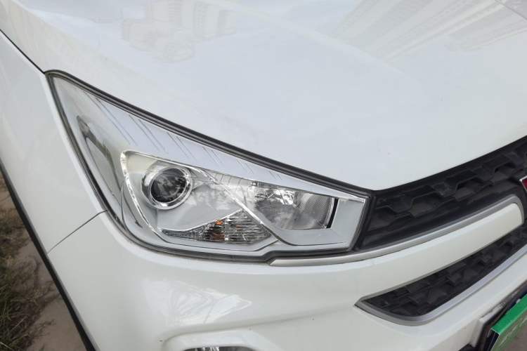 Used Wuling Hongguang S3 2018 1.5L Manual Comfort Model China V Standard Right Front Headlight