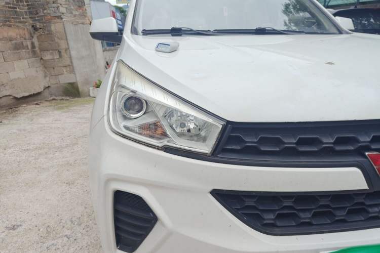 Used Wuling Hongguang S3 2018 1.5L Manual Standard Version China V Standard Right Front Headlight