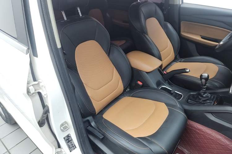 Used Wuling Hongguang S3 2018 1.5T Manual Luxury Model China V Standard Right Front Seat