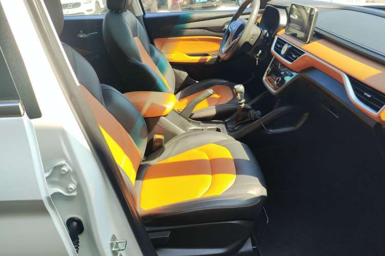 Used Wuling Hongguang S3 2018 1.5L Manual Luxury Model China V Standard Right Front Seat