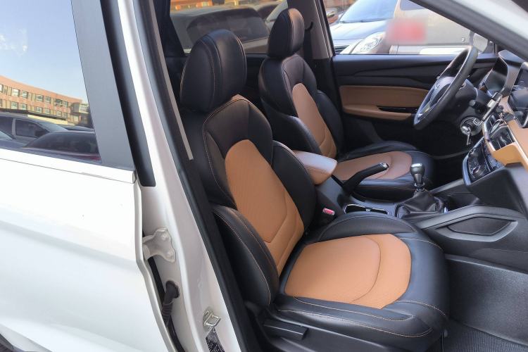 Used Wuling Hongguang S3 2018 1.5L Manual Luxury Model China V Standard Right Front Seat