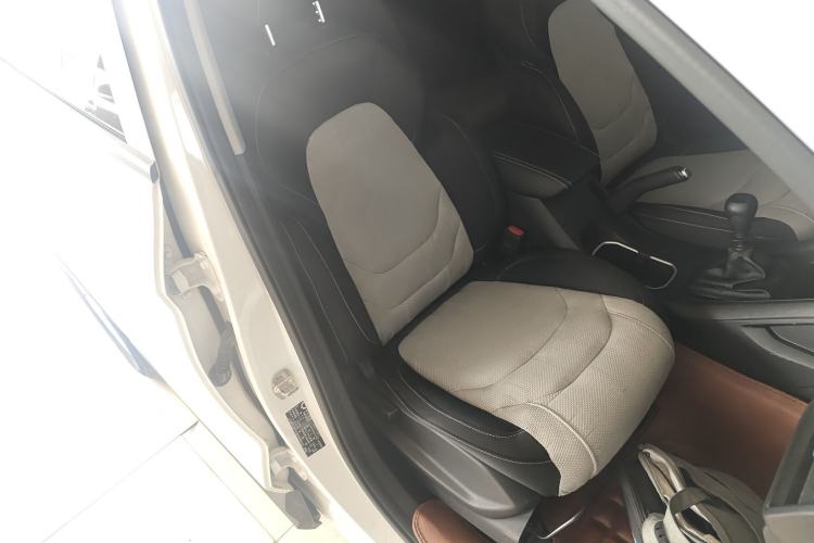 Used Wuling Hongguang S3 2018 1.5L Manual Standard Version China V Standard Right Front Seat