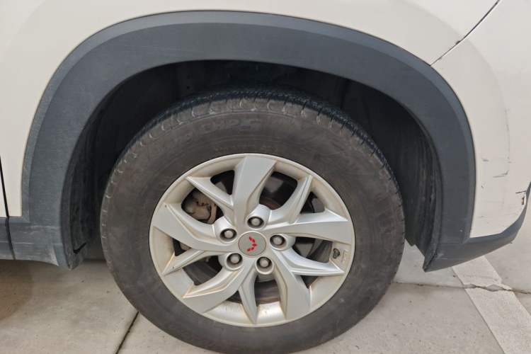 Used Wuling Hongguang S3 2018 1.5L Manual Luxury Model China V Standard Right Front Wheel Hub