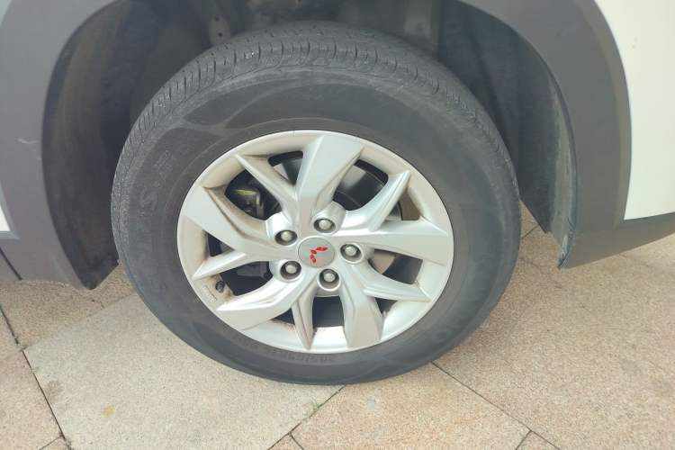 Used Wuling Hongguang S3 2018 1.5L Manual Luxury Model China V Standard Right Front Wheel Hub