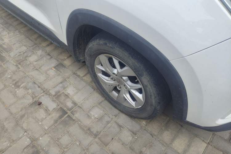 Used Wuling Hongguang S3 2018 1.5L Manual Luxury Model China V Standard Right Front Wheel Hub