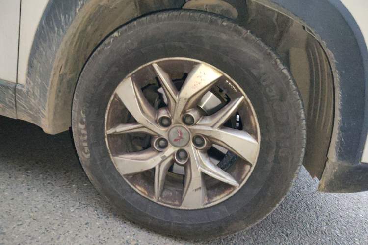 Used Wuling Hongguang S3 2018 1.5L Manual Luxury Model China V Standard Right Front Wheel Hub