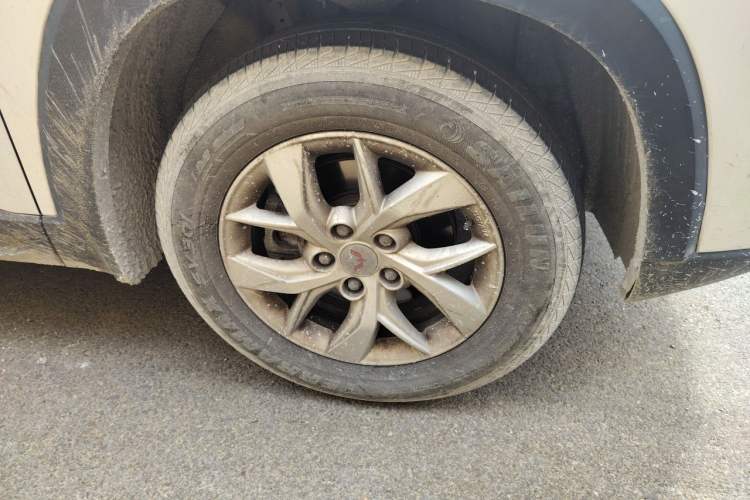 Used Wuling Hongguang S3 2018 1.5L Manual Luxury Model China V Standard Right Front Wheel Hub