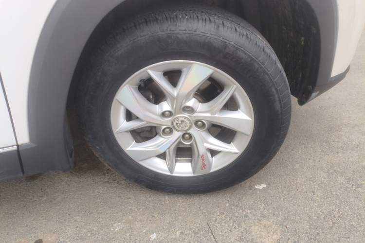 Used Wuling Hongguang S3 2018 1.5L Manual Comfort Model China V Standard Right Front Wheel Hub