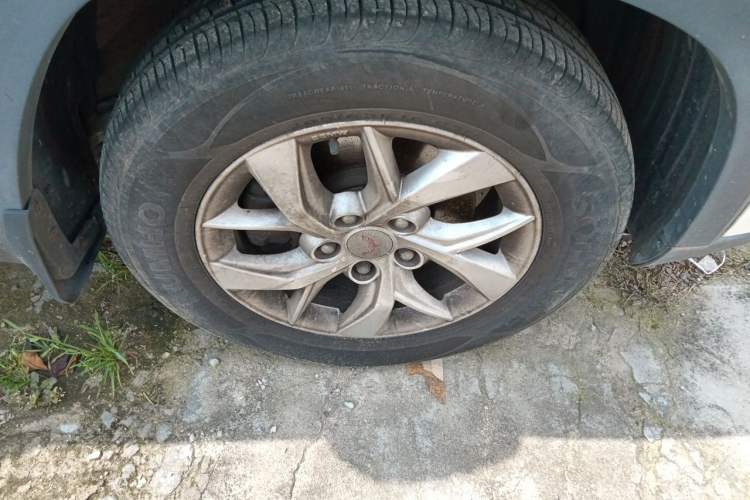 Used Wuling Hongguang S3 2018 1.5L Manual Luxury Model China V Standard Right Front Wheel Hub