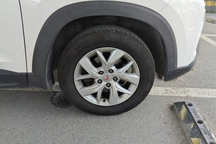 Used Wuling Hongguang S3 2018 1.5L Manual Comfort Model China V Standard Right Front Wheel Hub