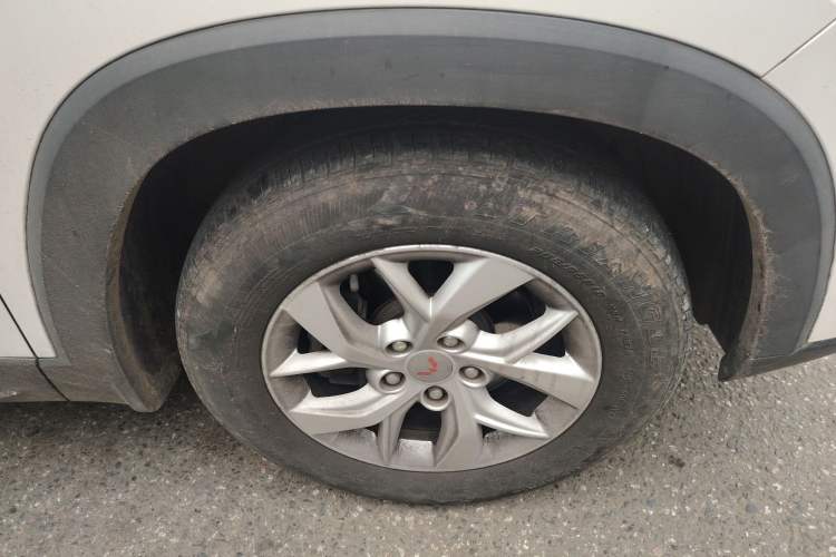 Used Wuling Hongguang S3 2018 1.5T Manual Comfort Model China V Standard Right Front Wheel Hub