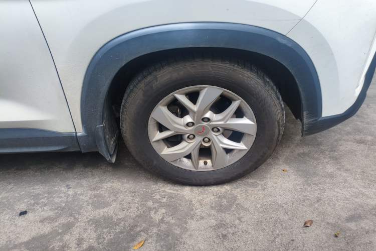 Used Wuling Hongguang S3 2018 1.5T Manual Luxury Model China V Standard Right Front Wheel Hub
