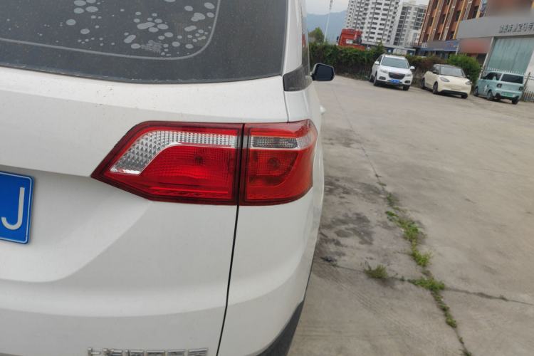 Used Wuling Hongguang S3 2018 1.5L Manual Standard Version China V Standard Right Rear Taillight