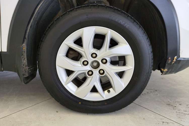 Used Wuling Hongguang S3 2018 1.5L Manual Standard Version China V Standard Right Rear Wheel Hub