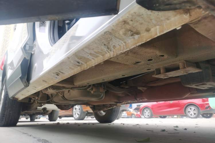 Used Wuling Hongguang S3 2018 1.5T Manual Comfort Model China V Standard Right Side Sill