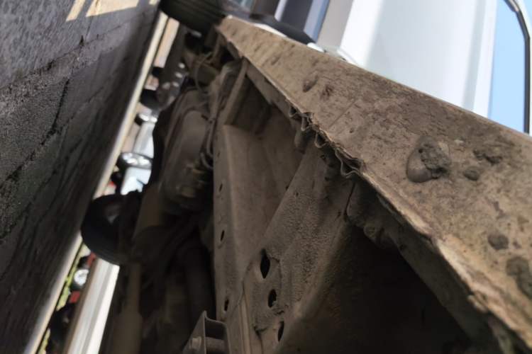 Used Wuling Hongguang S3 2018 1.5L Manual Standard Version China V Standard Right Side Sill