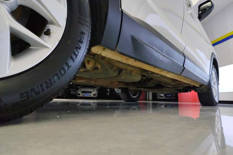 Used Wuling Hongguang S3 2018 1.5L Manual Standard Version China V Standard Right Side Sill