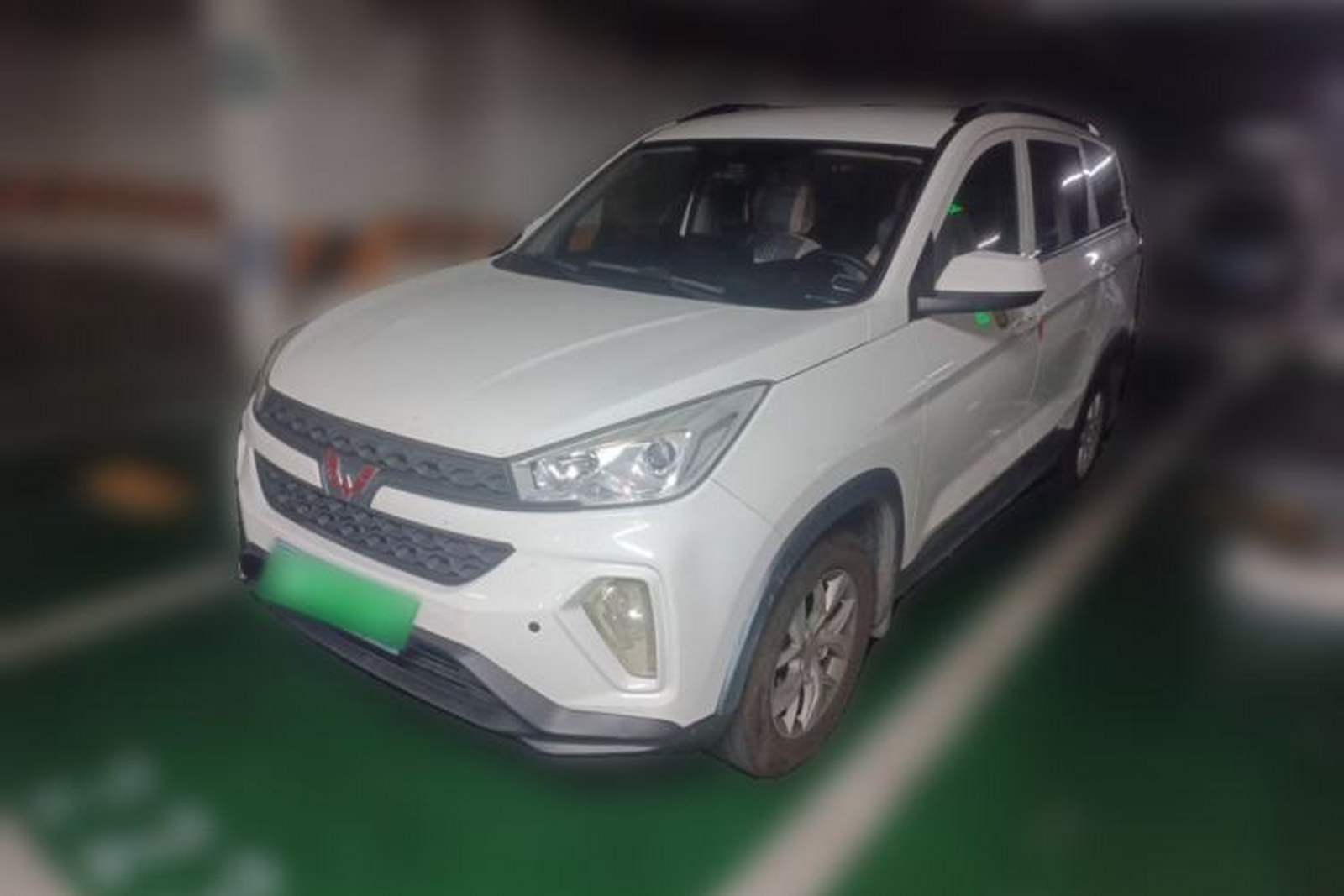 Фото Wuling с площадки