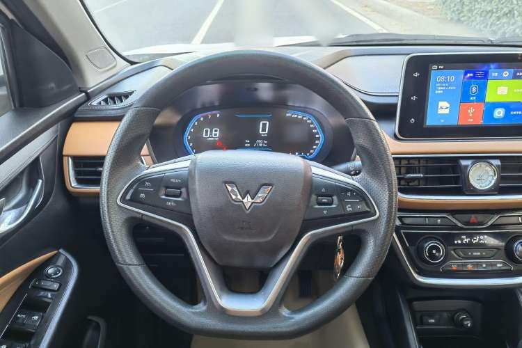 Used Wuling Hongguang S3 2018 1.5L Manual Luxury Model China V Standard Steering Wheel