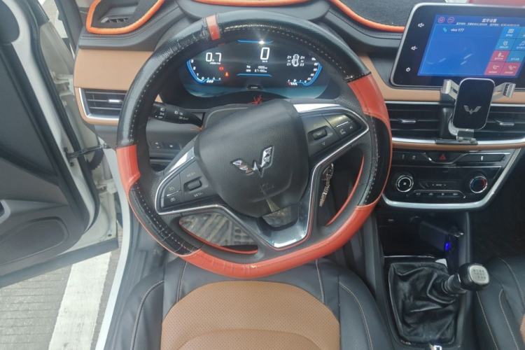Used Wuling Hongguang S3 2018 1.5L Manual Luxury Model China V Standard Steering Wheel