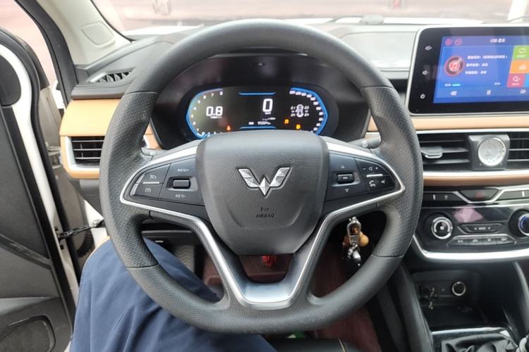 Used Wuling Hongguang S3 2018 1.5T Manual Luxury Model China V Standard Steering Wheel