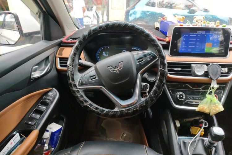Used Wuling Hongguang S3 2018 1.5L Manual Luxury Model China V Standard Steering Wheel