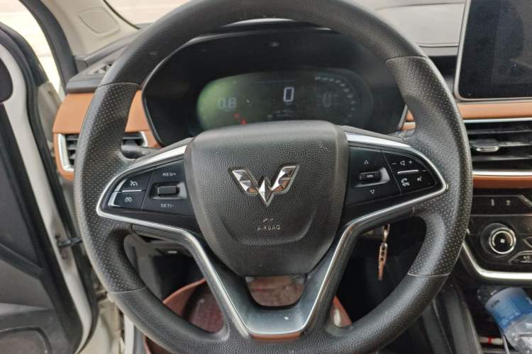 Used Wuling Hongguang S3 2018 1.5L Manual Luxury Model China V Standard Steering Wheel
