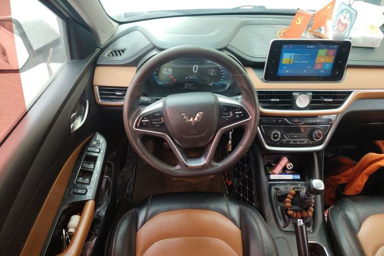 Used Wuling Hongguang S3 2018 1.5L Manual Luxury Model China V Standard Steering Wheel